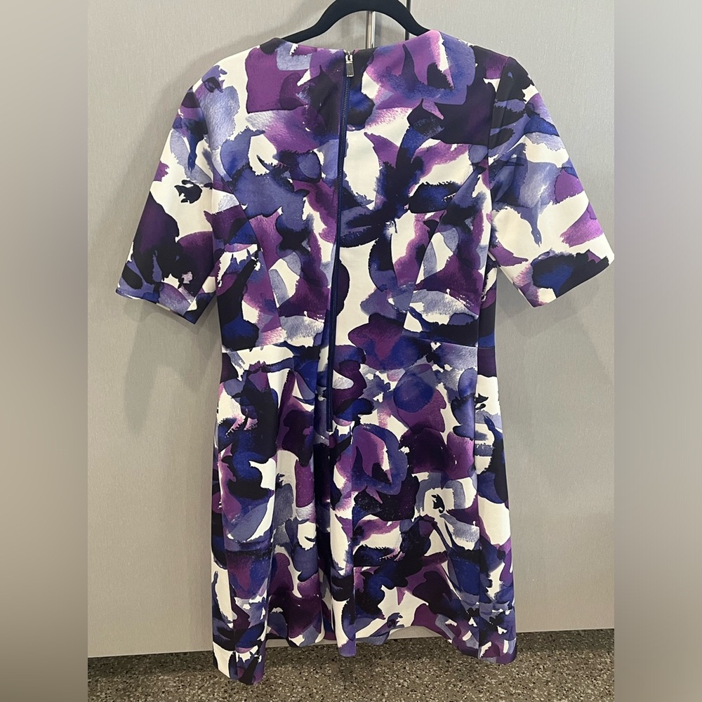 Vince Camuto abstract purple knee length dress with pockets size 14 EUC - Picture 2 of 6